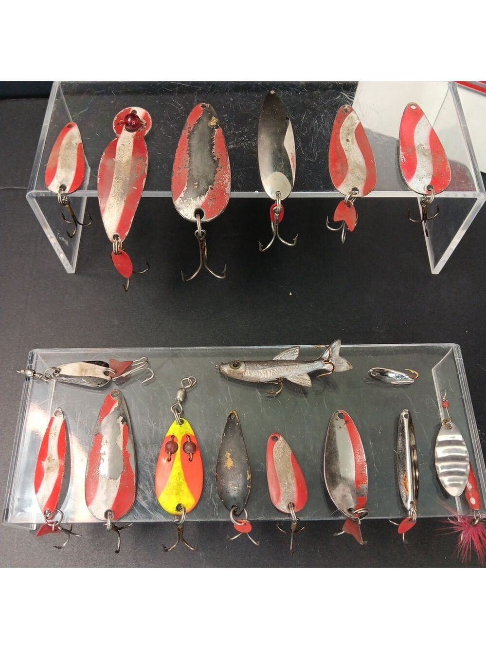 Vintage Fishing Lures 17pcs Various Types